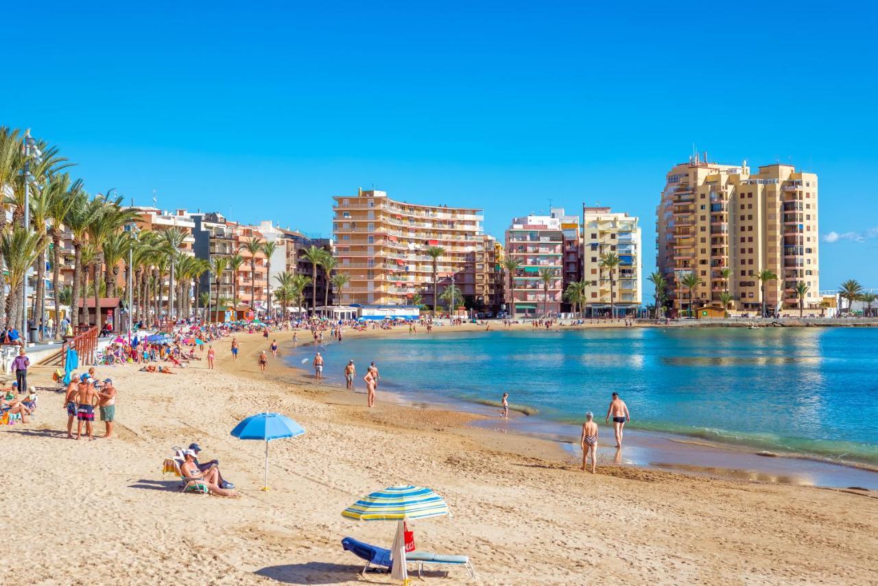 Sunny Casita, Torrevieja, Modern 2 Bed Top Floor Apartment Екстер'єр фото